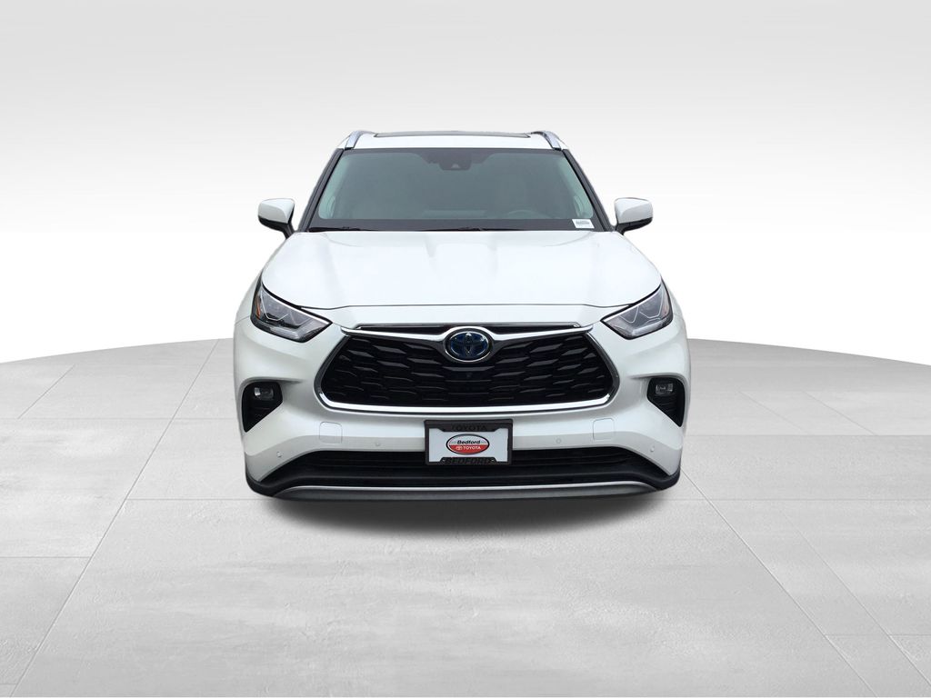 2021 Toyota Highlander Platinum 8