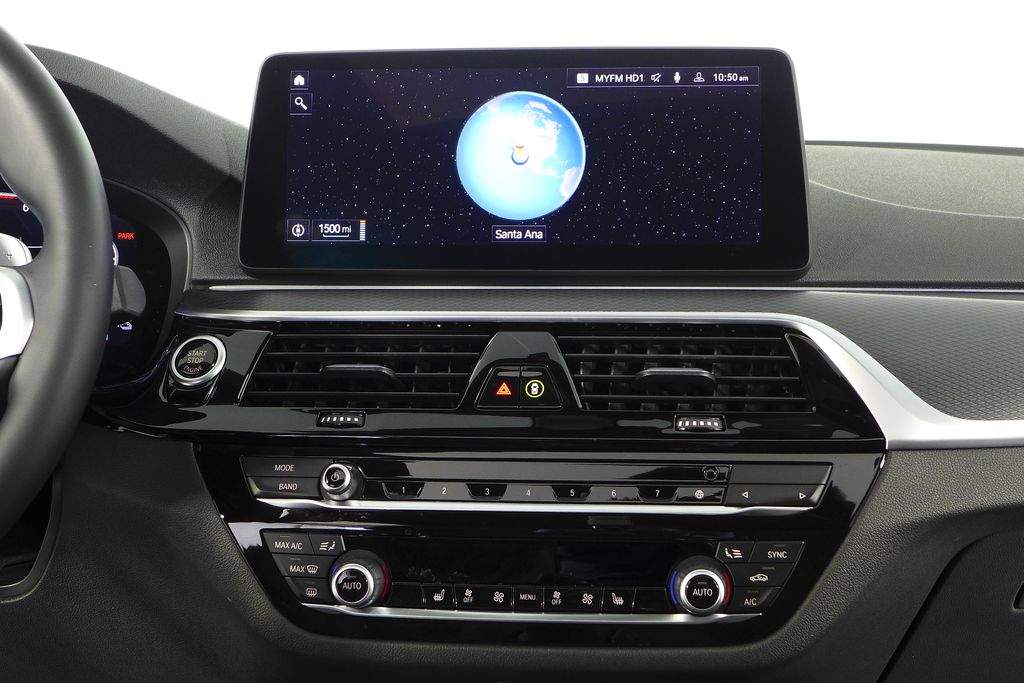 Thumbnail: 2023 BMW 5 Series - 25