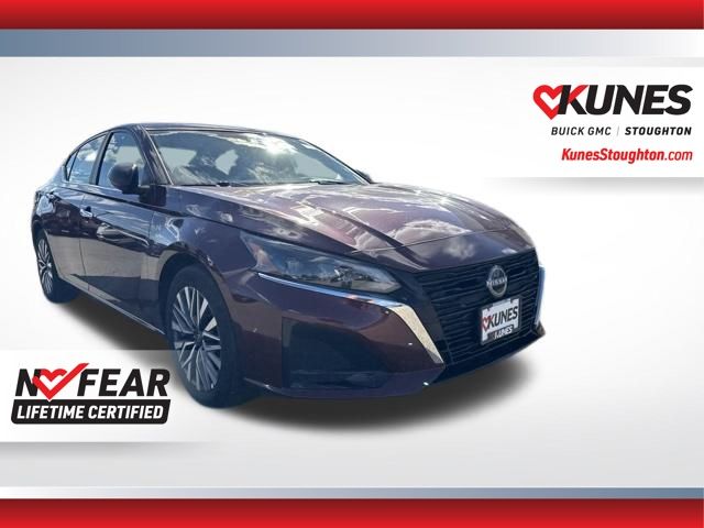 Garnet Pearl Metallic 2025 Nissan Altima 2.5 SV FWD Sedan Front-Wheel Drive Continuously Variable Transmission