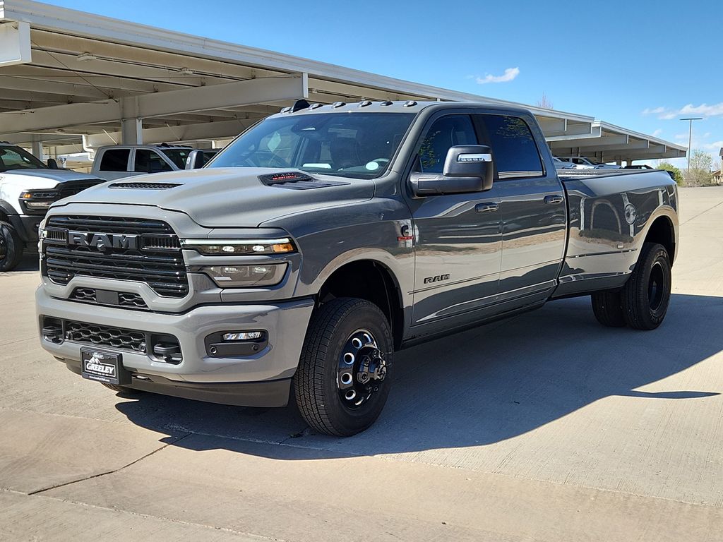 View vehicle photo 4