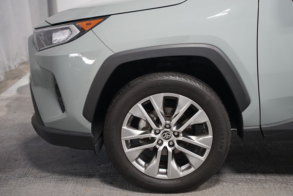 Thumbnail: 2021 Toyota RAV4 - 5