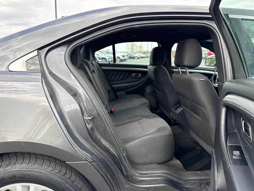 2015 Ford Taurus