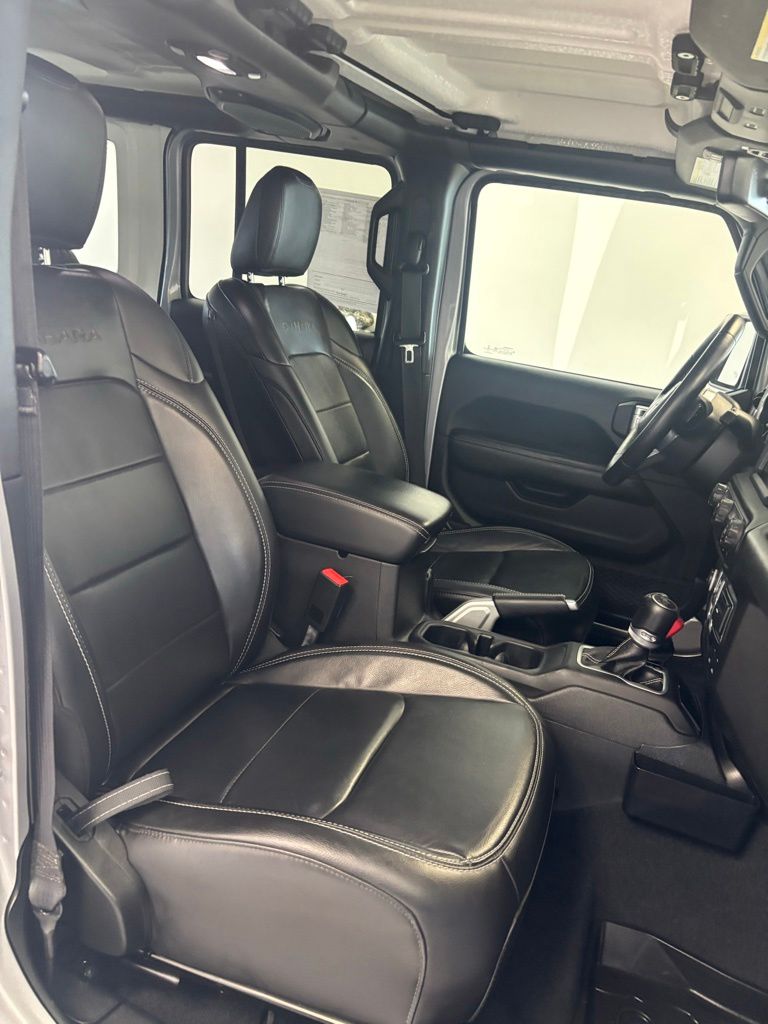 Used 2018 Jeep Wrangler SUV