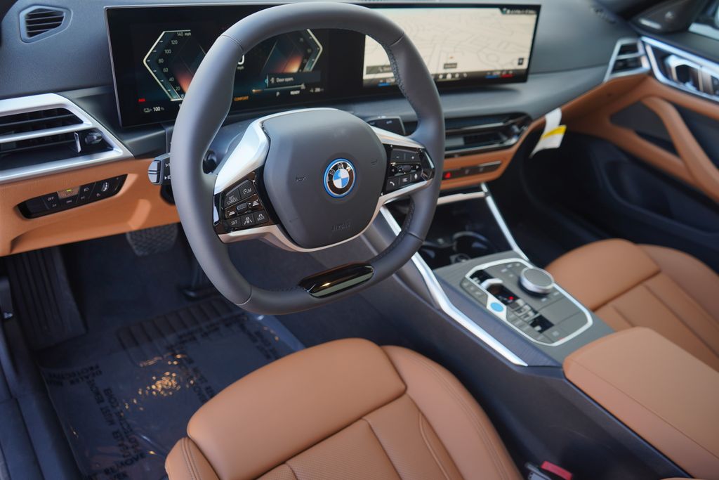 2025 BMW i4 eDrive40 12