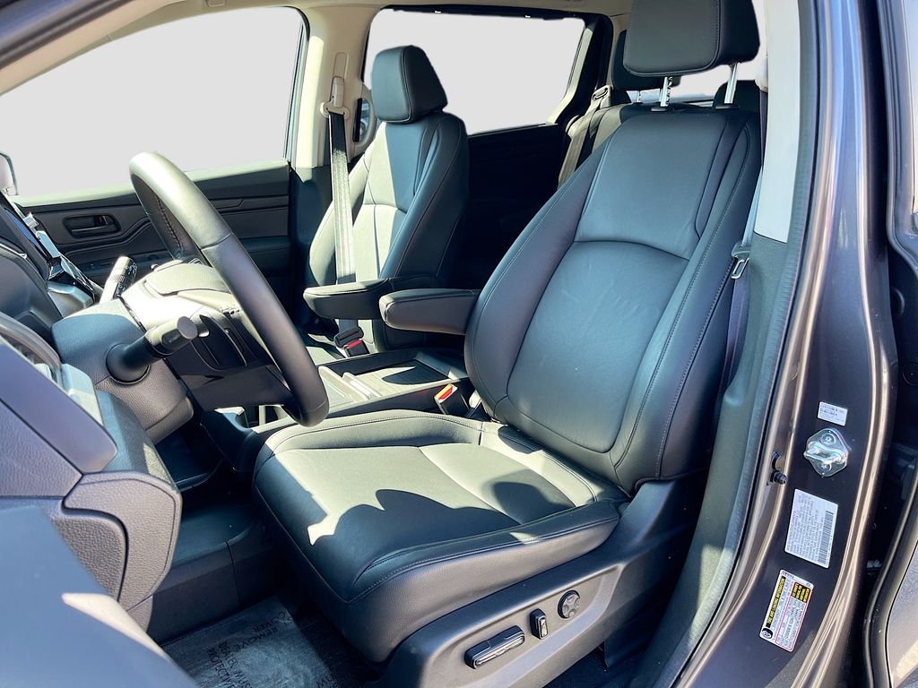 2025 Honda Odyssey EX-L Gray at AutoSavvy Houston Southwest