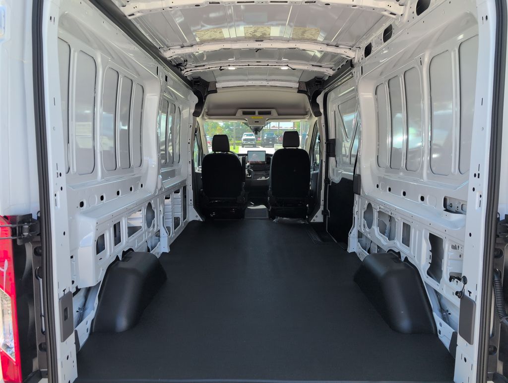 New 2026 White Ford Base image 24