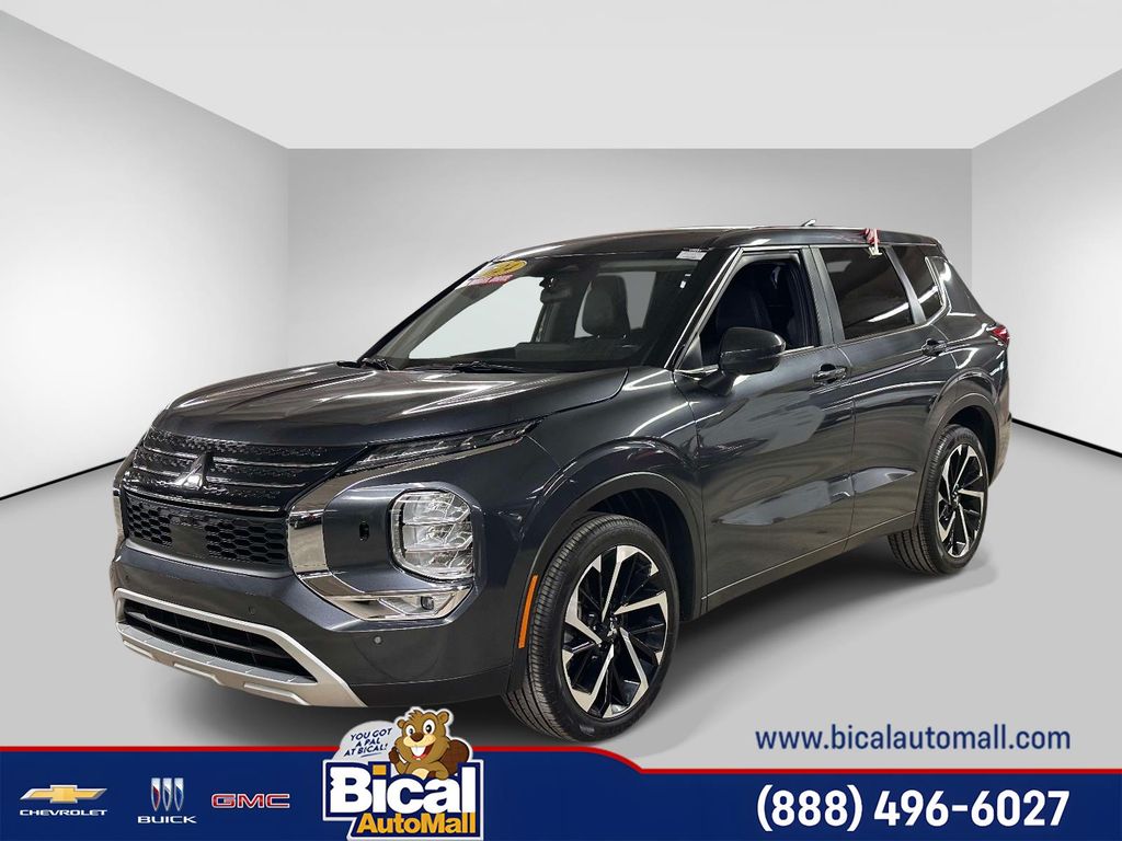 Gray 2024 Mitsubishi Outlander SE S-AWC SUV / Crossover All-Wheel Drive Continuously Variable Transmission