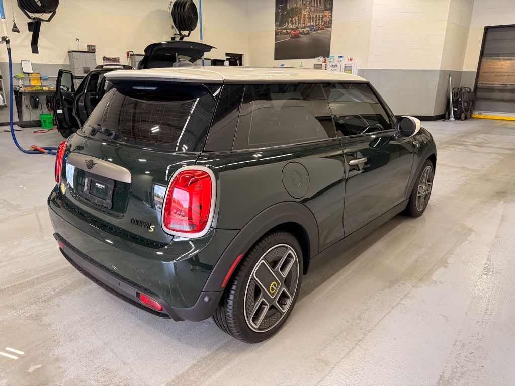Thumbnail: 2024 MINI Cooper - 6