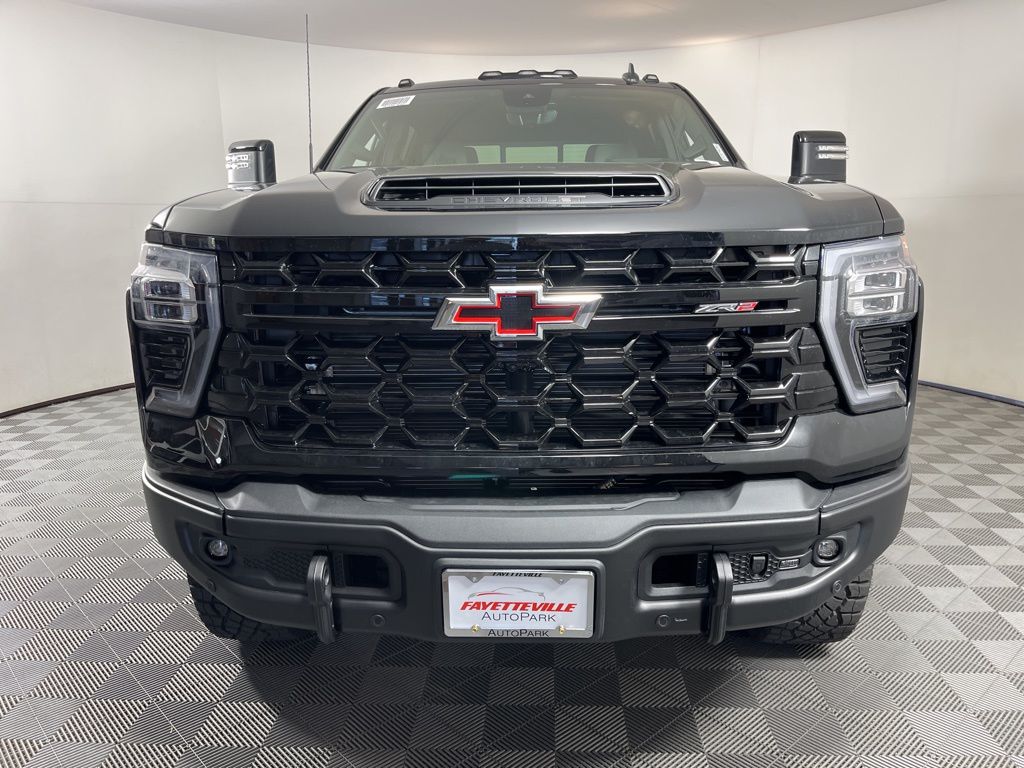 2025 Chevrolet Silverado 2500 ZR2 21