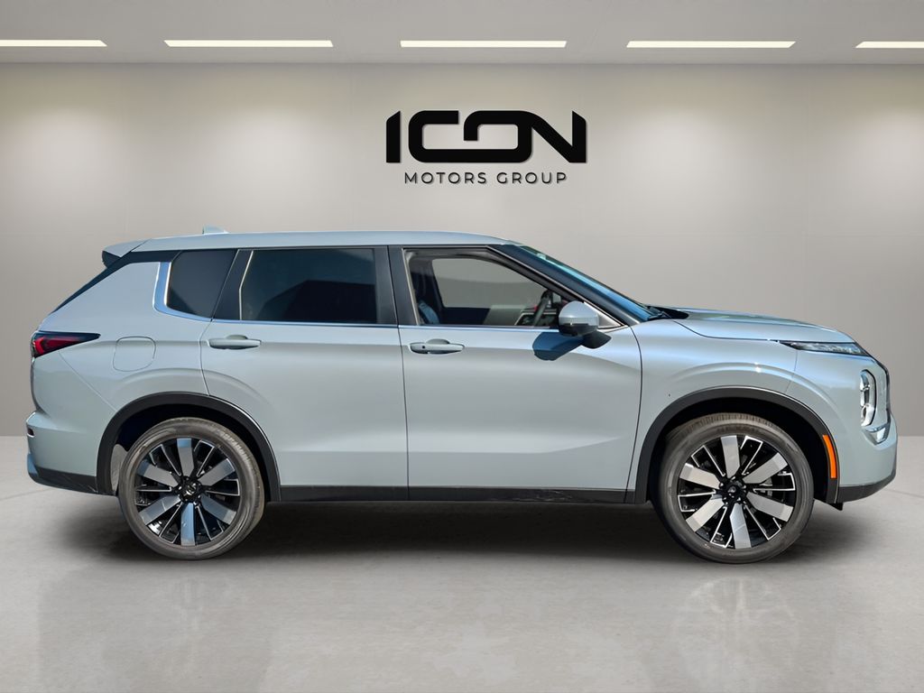 New 2026 Mitsubishi Outlander SUV