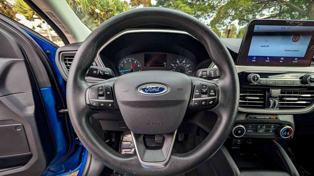 Used 2022 Ford Escape SE 4D Sport Utility