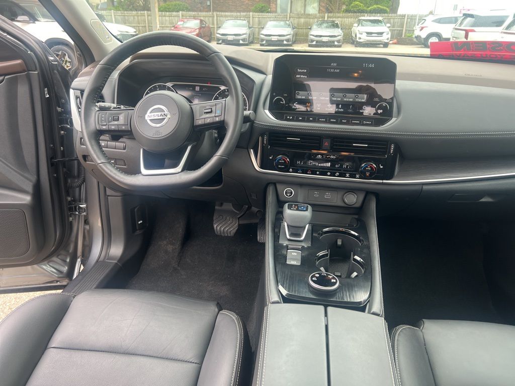 2021 Nissan Rogue SL photo