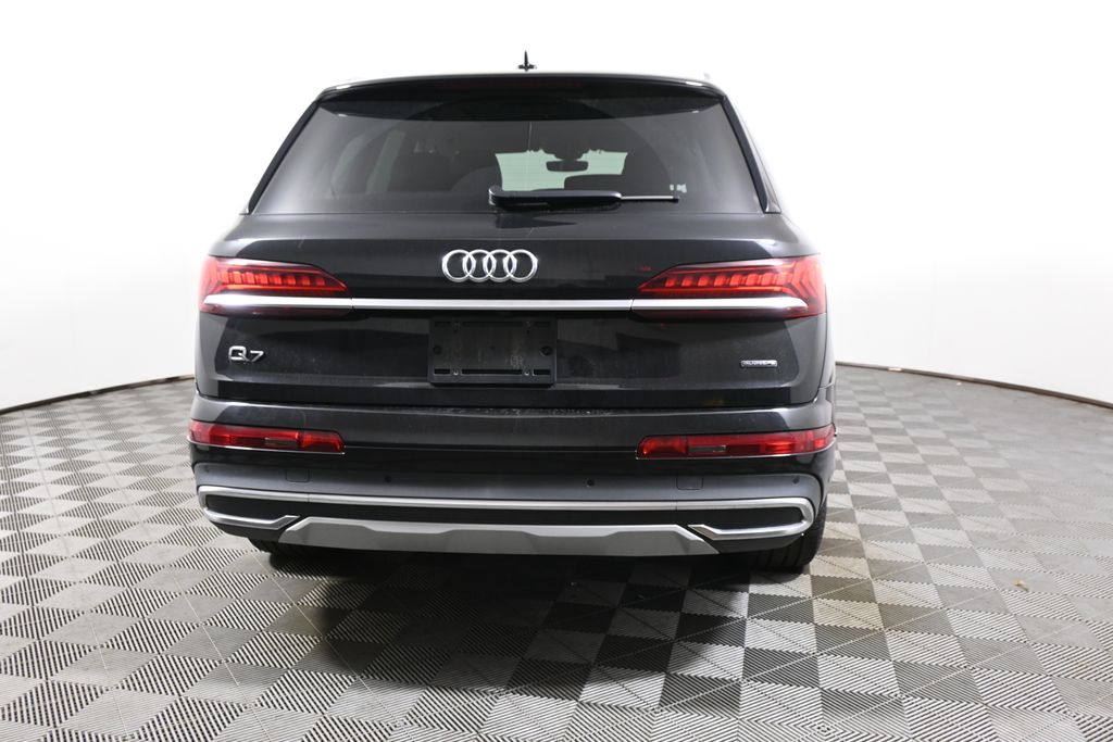 Thumbnail: 2024 Audi Q7 - 6