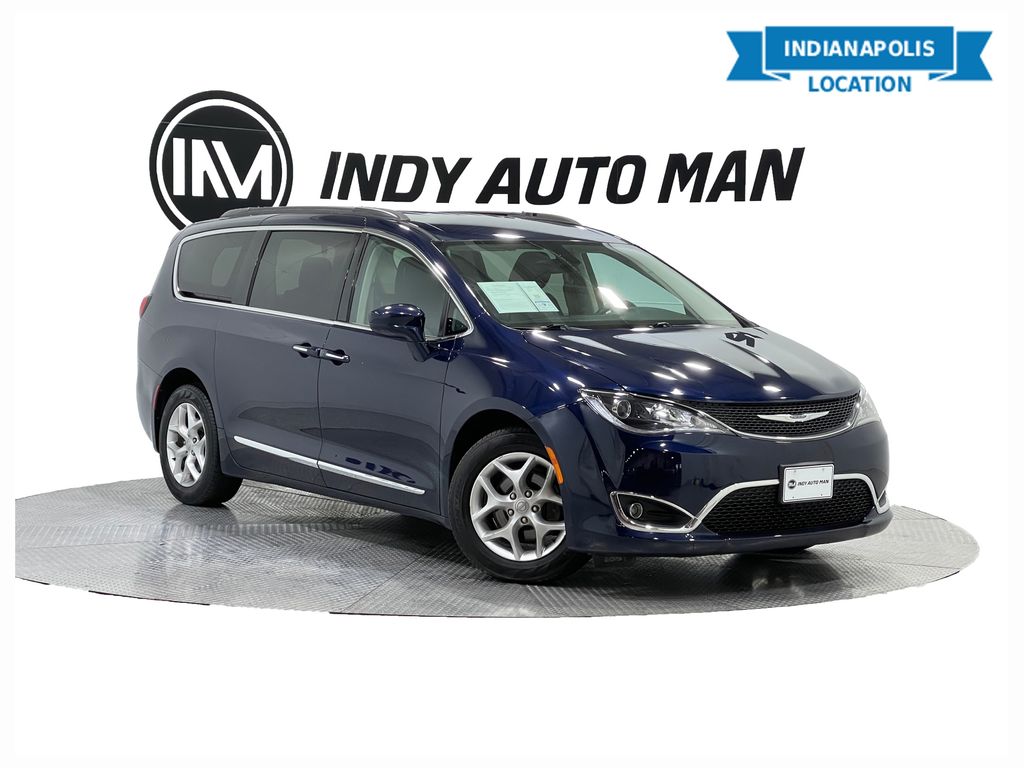 2017 Chrysler Pacifica Touring L FWD