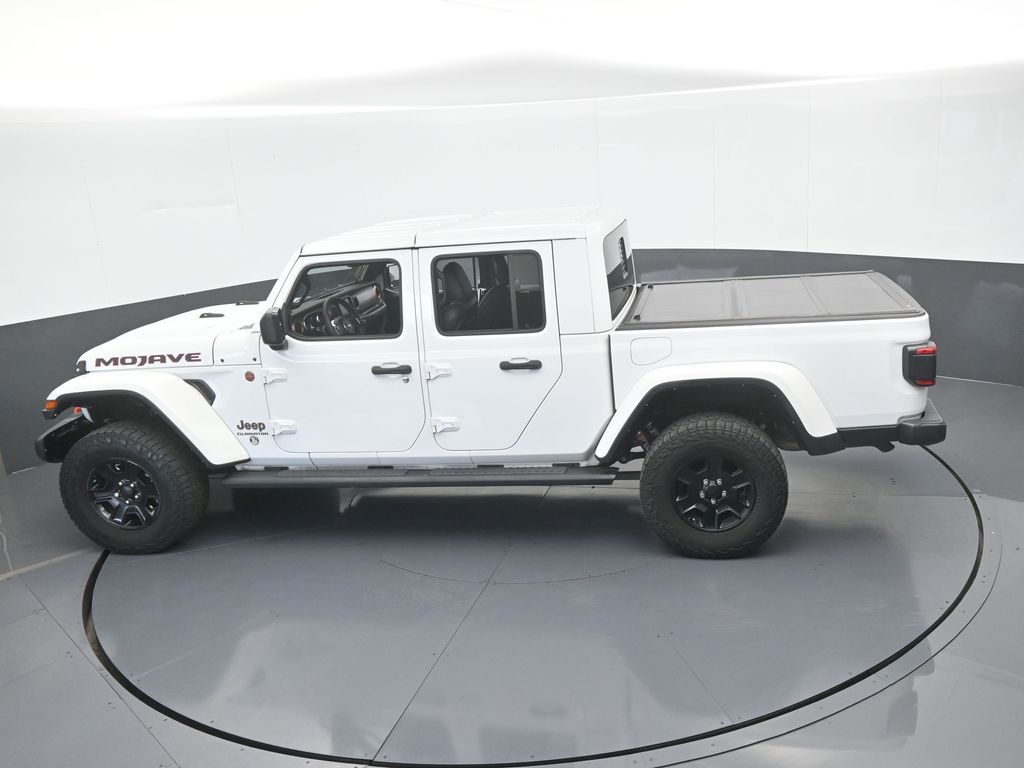 Used 2022 Bright White Clearcoat Jeep Mojave image 55