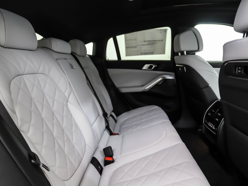 Thumbnail: 2026 BMW X6 - 27