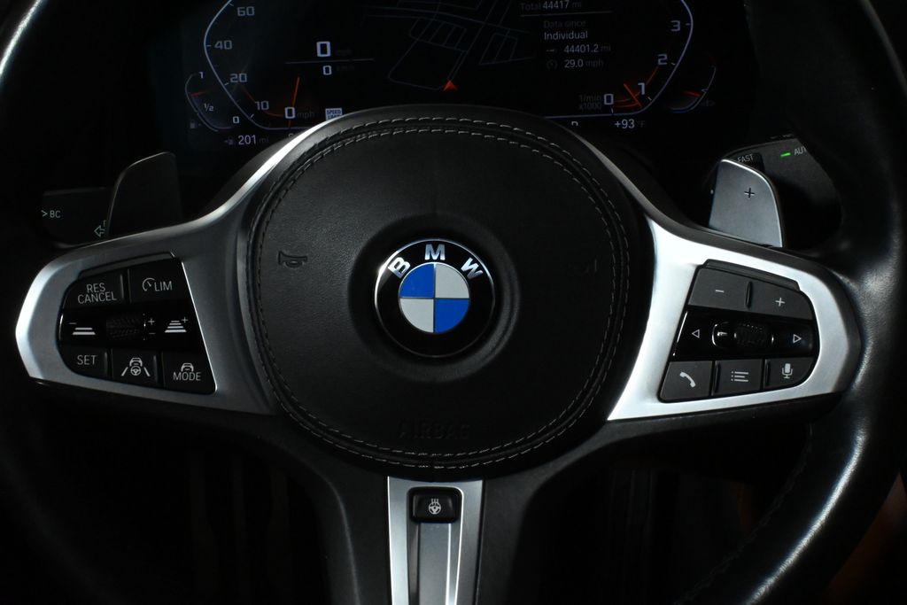 Thumbnail: 2022 BMW 8 Series - 19