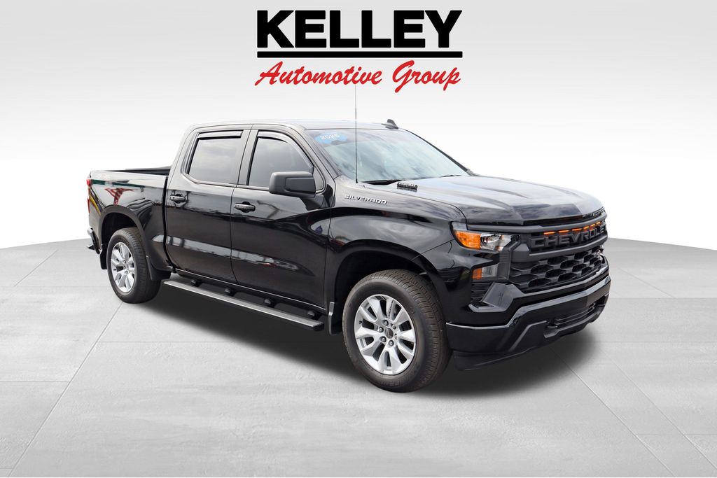 Black 2026 Chevrolet Silverado 1500 Pickup Truck Four-Wheel Drive 8-Speed Automatic