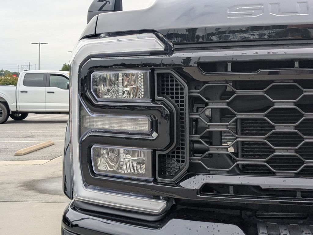 2025 Ford F-250 Super Duty Lariat