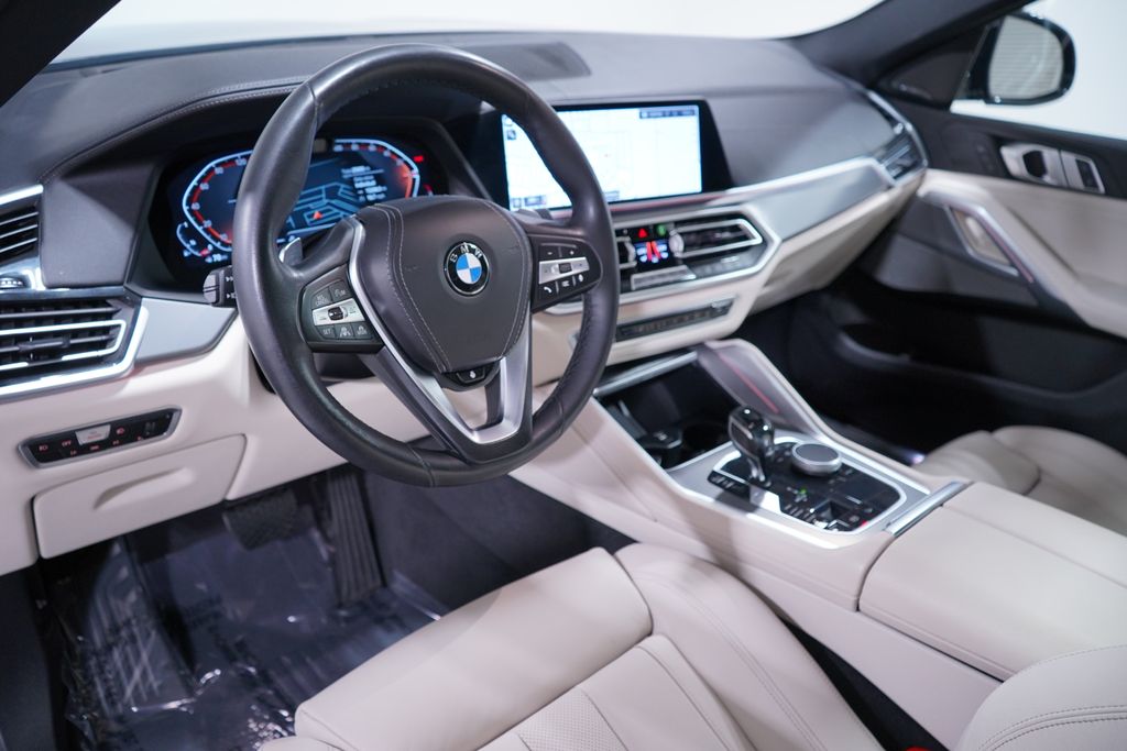 Thumbnail: 2021 BMW X6 - 6