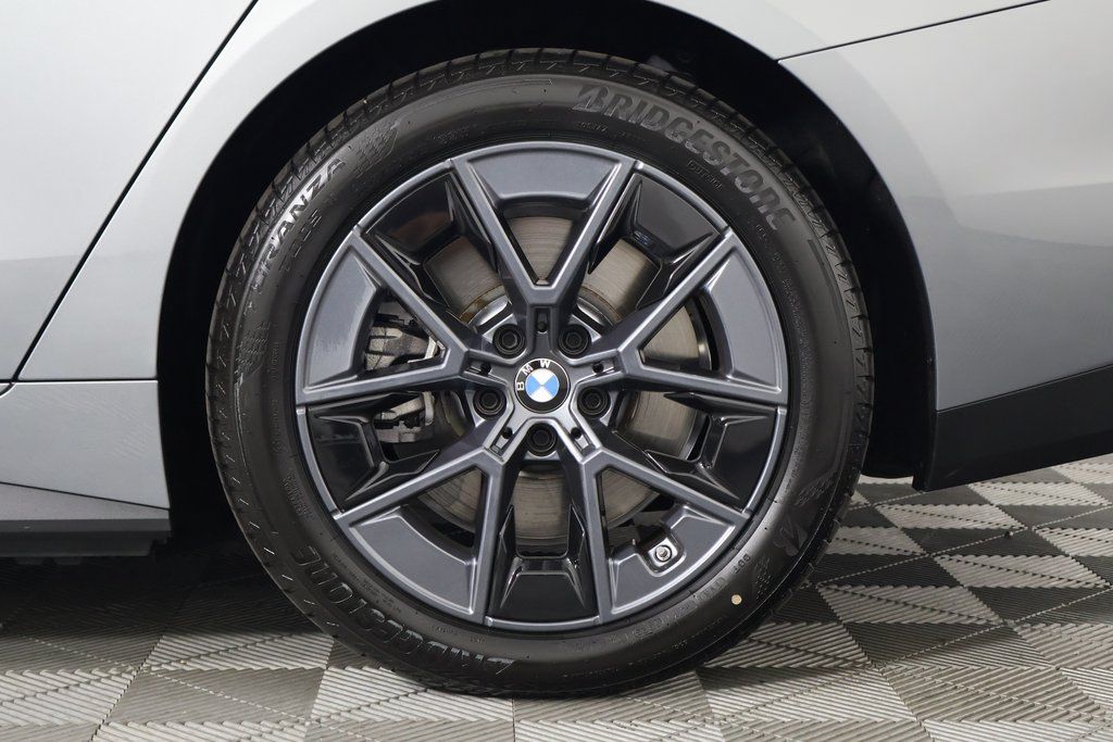 Thumbnail: 2025 BMW i4 - 16