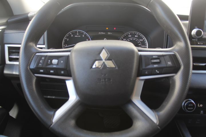 Used Car 2022 Mitsubishi Outlander  Es For Sale Under $20,000 In Georgetown, Texas