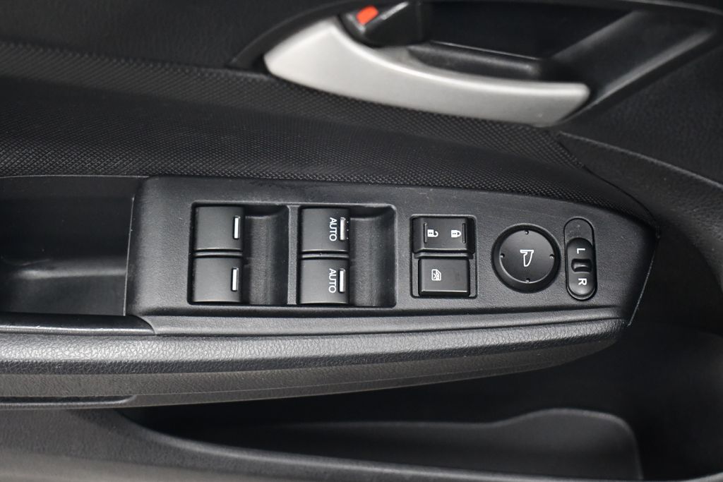 Thumbnail: 2011 Honda Accord - 16