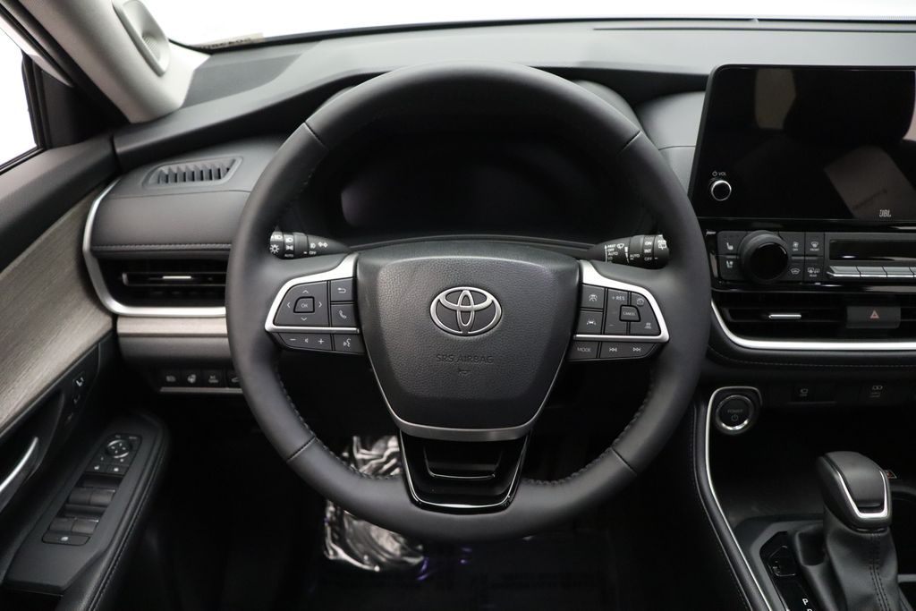 2025 Toyota Grand Highlander Limited 23