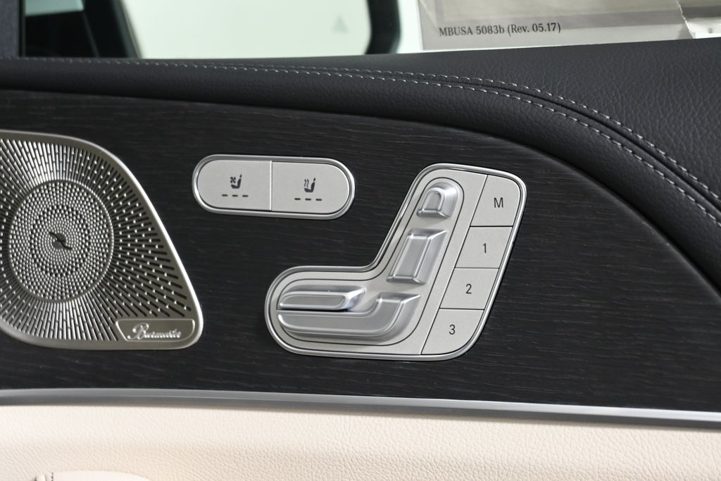 Thumbnail: 2026 Mercedes-Benz GLE - 23