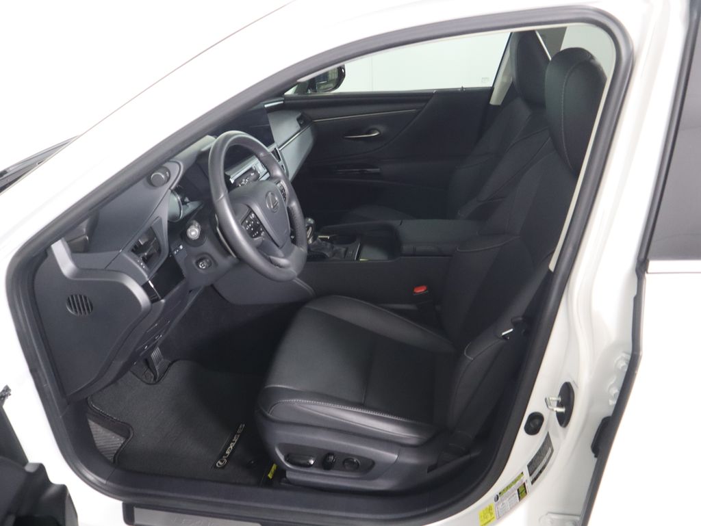 Thumbnail: 2023 Lexus ES - 19