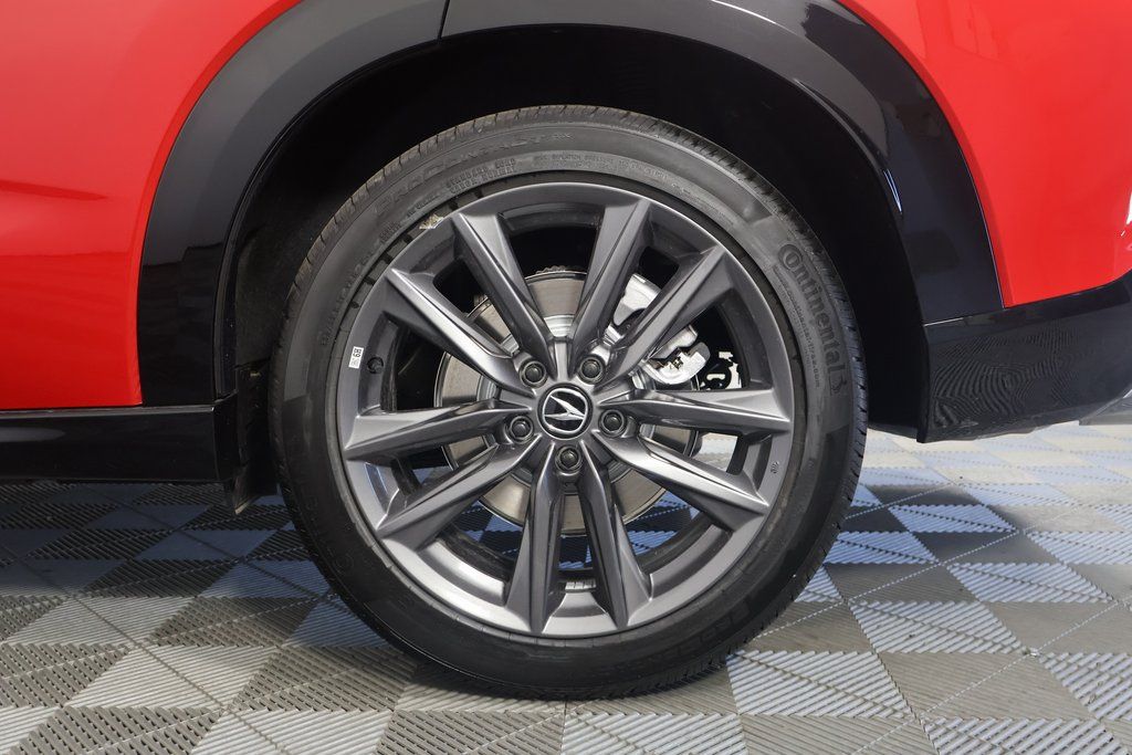 Thumbnail: 2025 Acura ADX - 10