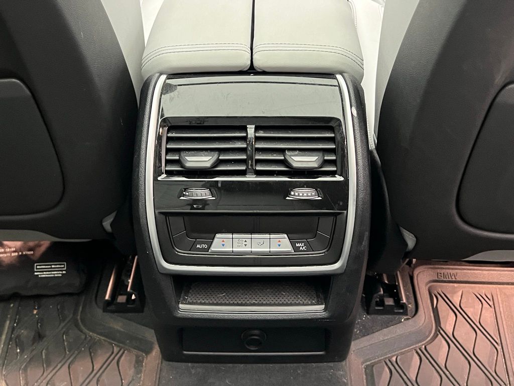 Thumbnail: 2023 BMW X5 - 9