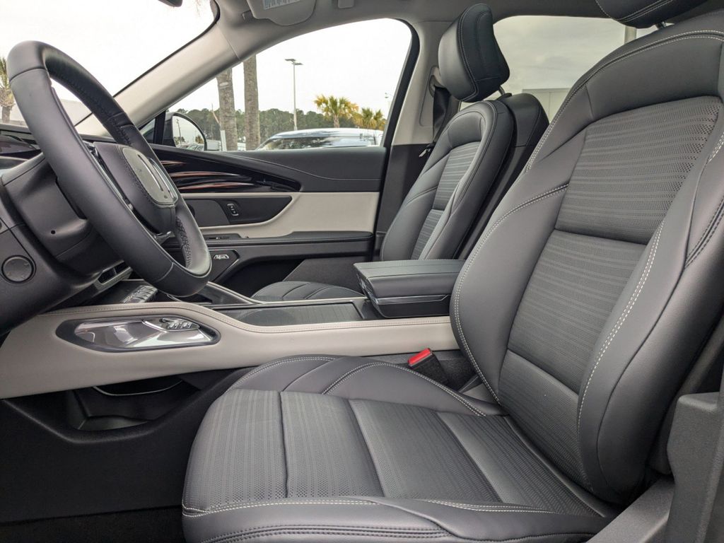 2025 Lincoln Nautilus Hybrid Reserve