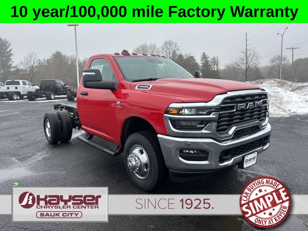Flame Red Clearcoat 2026 RAM 3500 Chassis Pickup Truck Four-Wheel Drive 8-Speed Automatic