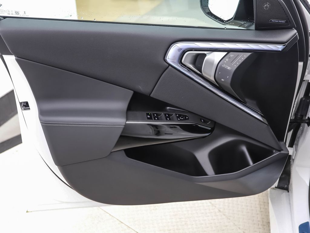 Thumbnail: 2026 BMW X3 - 9