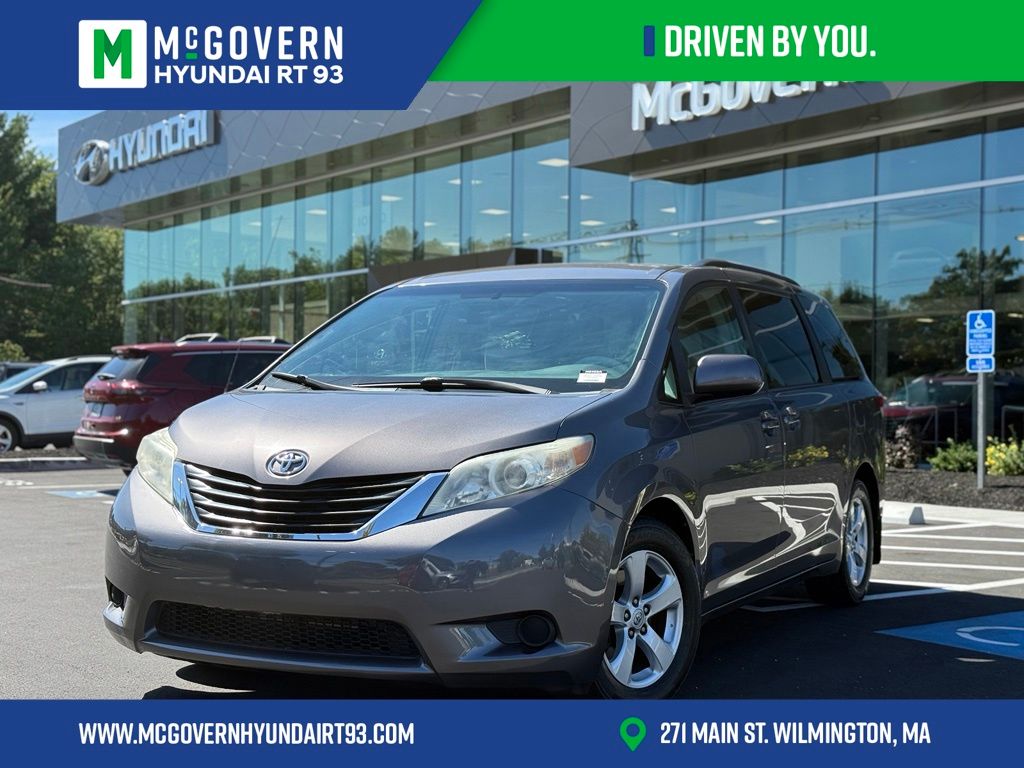 Predawn Gray Mica 2014 Toyota Sienna Minivan Front-Wheel Drive 6-Speed Automatic Overdrive