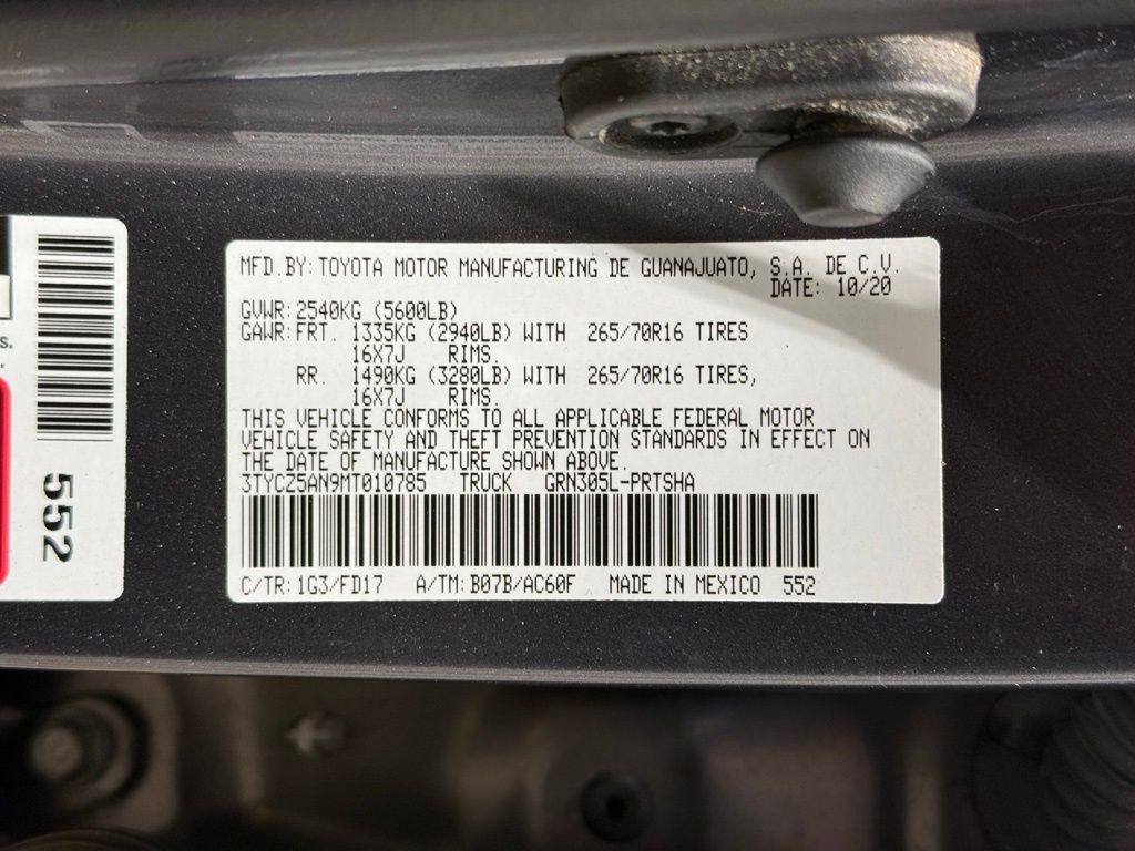 Thumbnail: 2021 Toyota Tacoma - 27