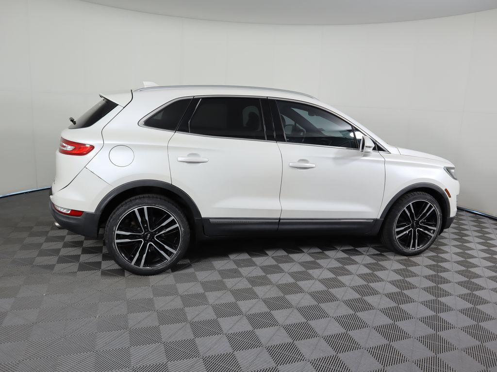 Thumbnail: 2017 Lincoln MKC - 4