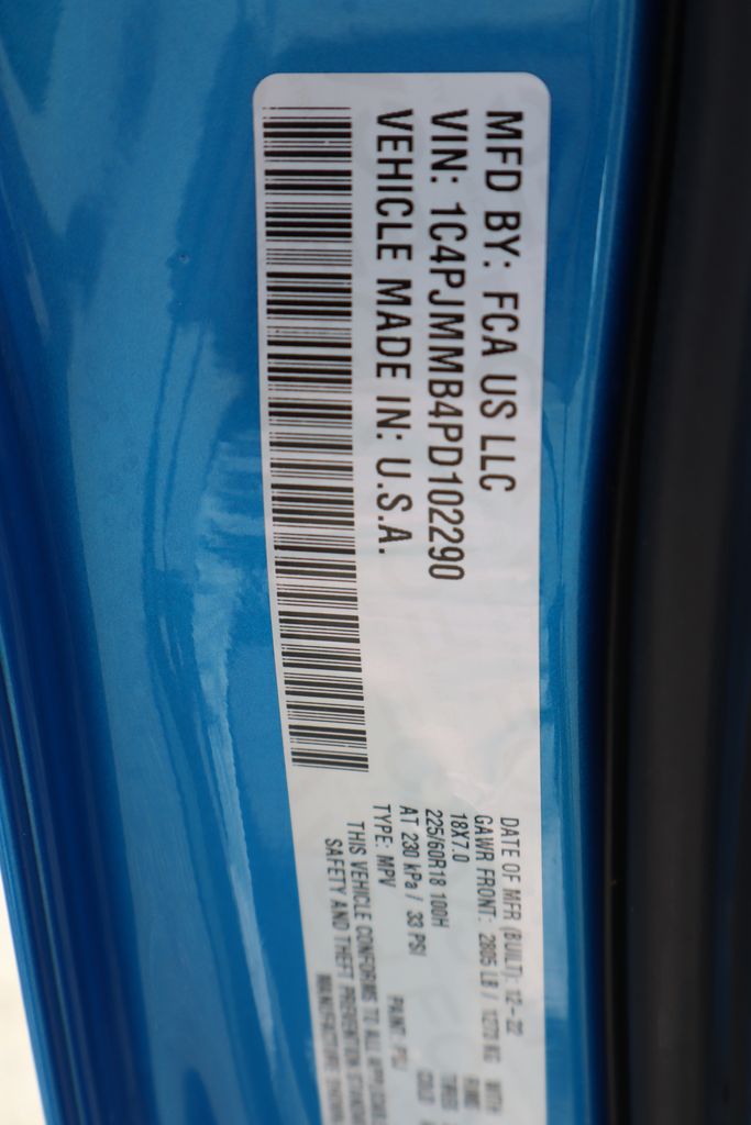 used 2023 Jeep Cherokee car, priced at $24,800