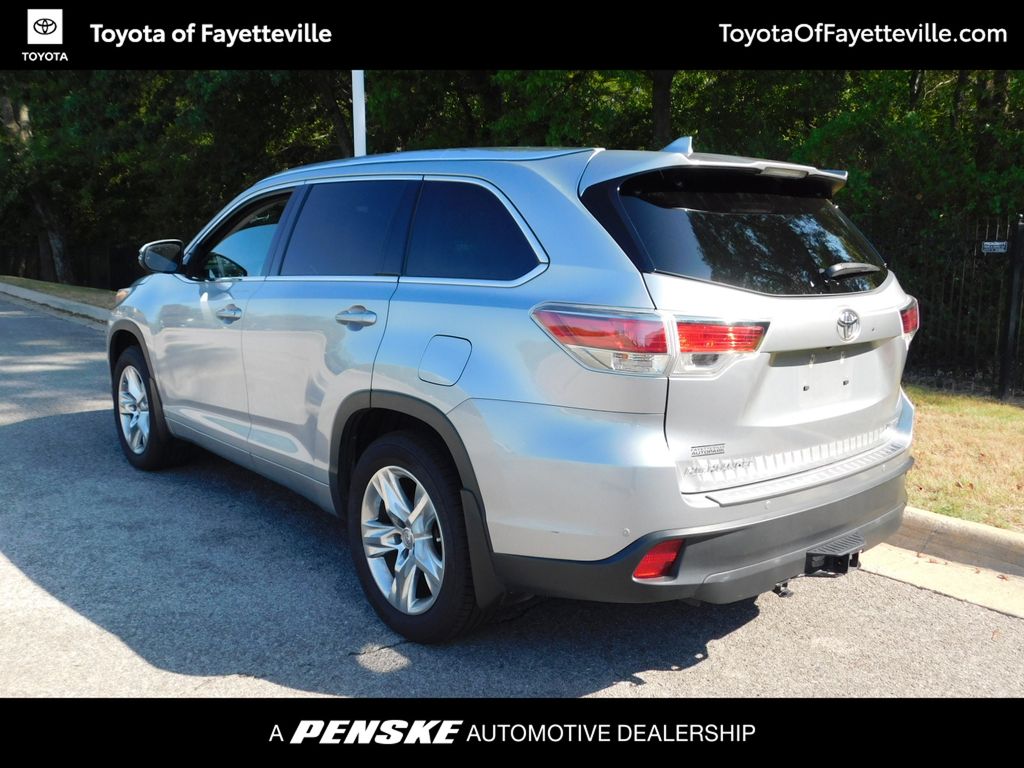 Thumbnail: 2014 Toyota Highlander - 10
