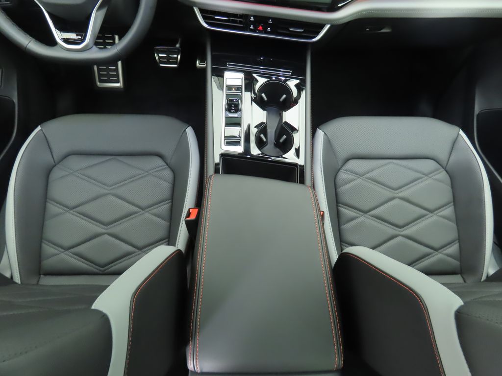 Thumbnail: 2025 Volkswagen Atlas - 17