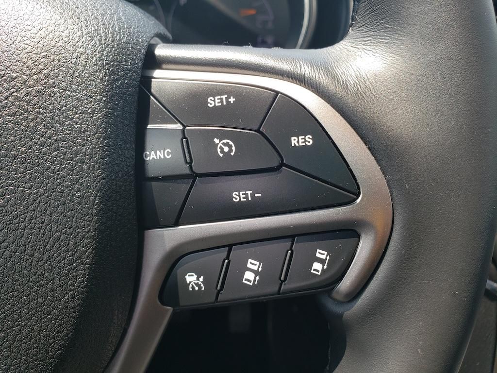 Used 2018 Jeep Grand Cherokee SUV