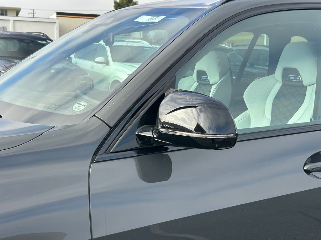 Thumbnail: 2026 BMW X5 - 10