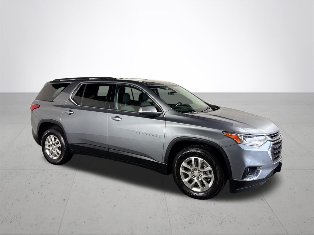 2021 Chevrolet Traverse LT