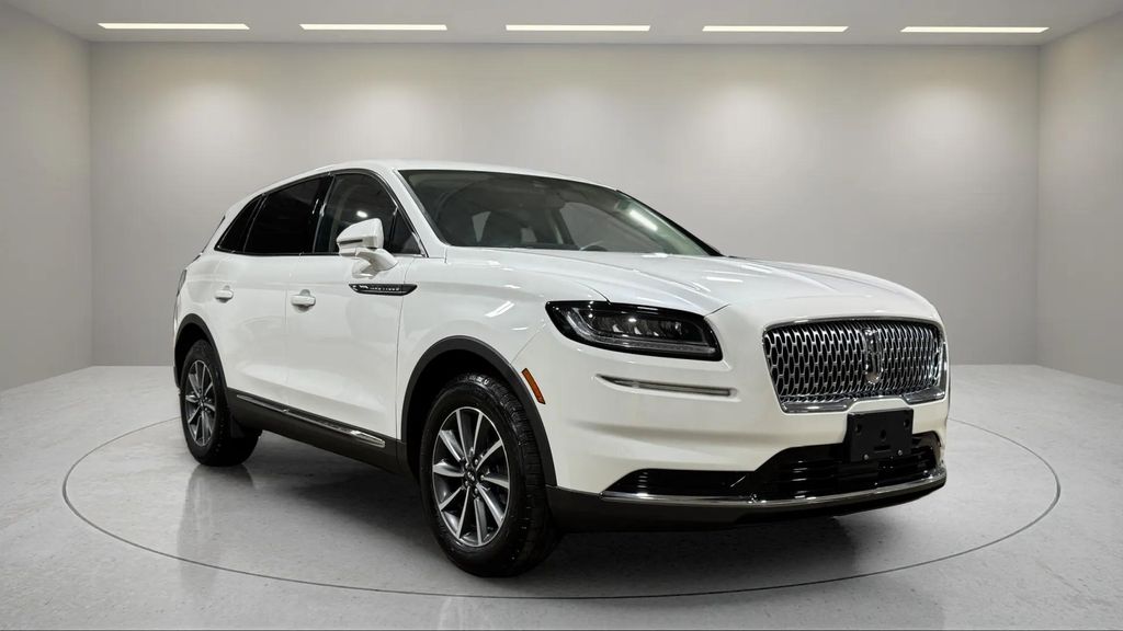 2022 Lincoln Nautilus Standard