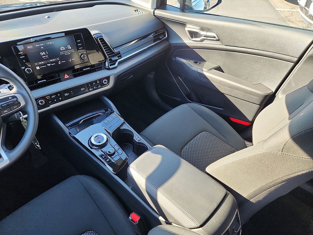 Thumbnail: 2024 Kia Sportage - 13