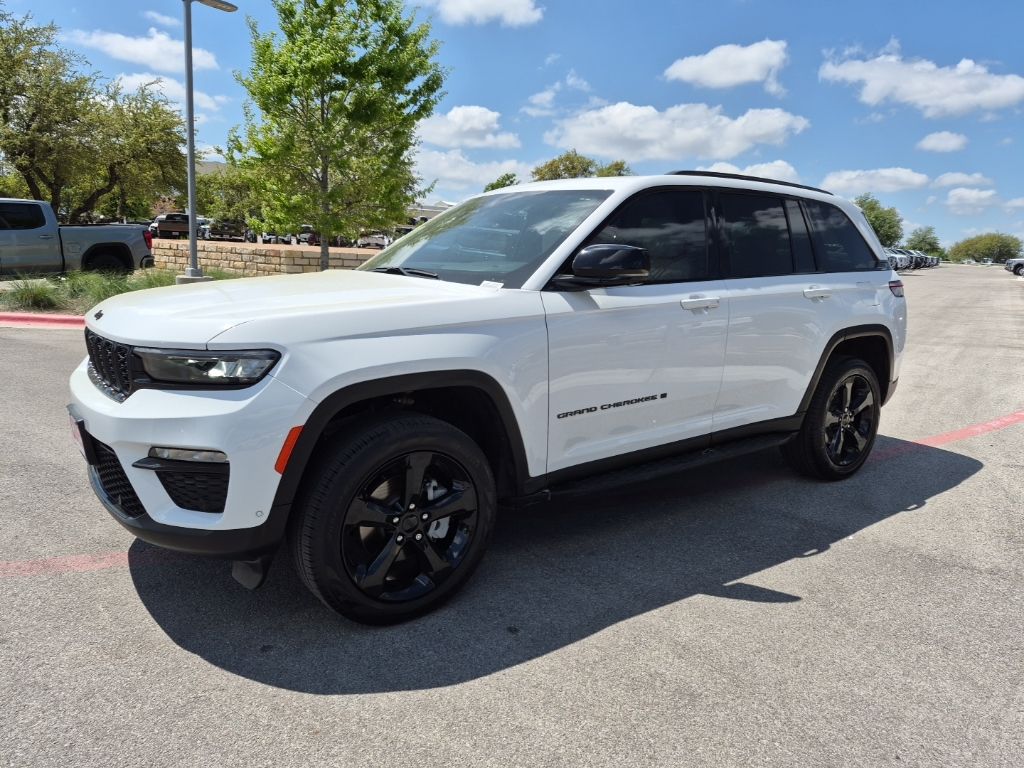 Used Car 2024 Jeep Grand Cherokee  Limited For Sale Under $40,000 In Austin, Texas