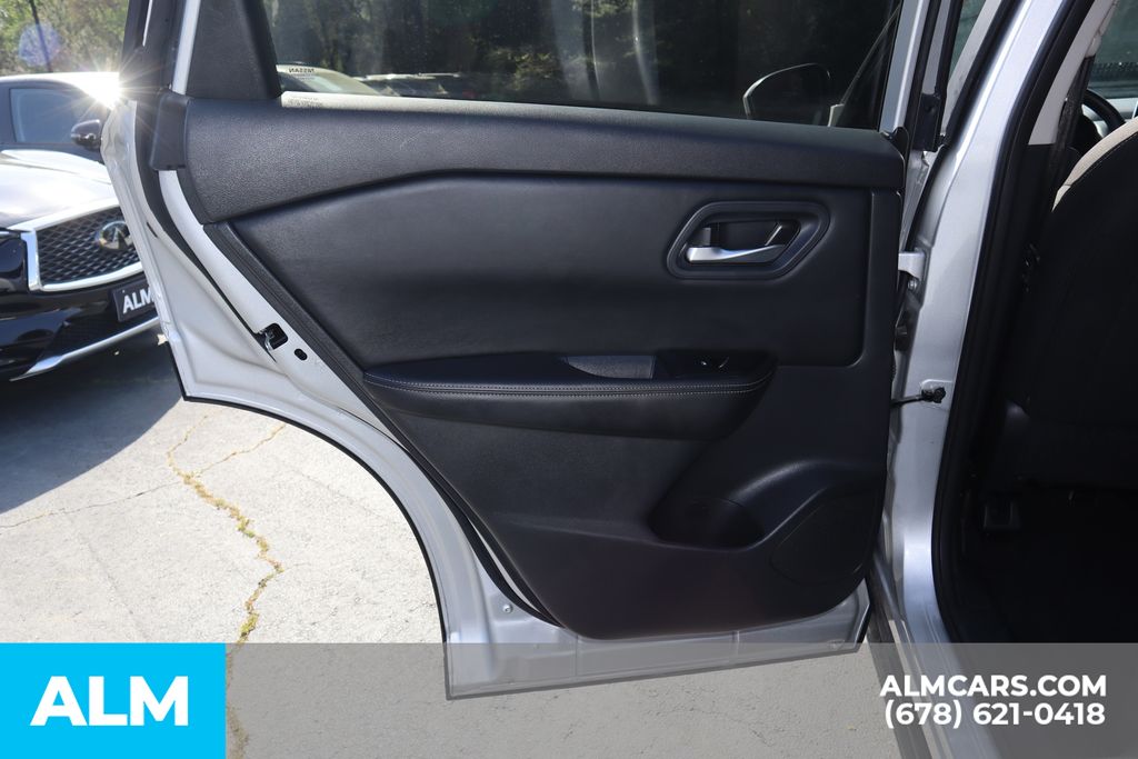 Used 2025 Silver Nissan SV image 19