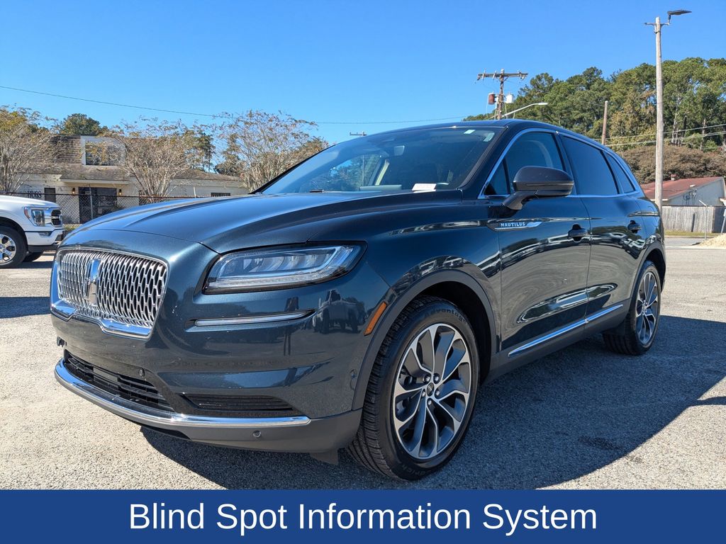 2022 Lincoln Nautilus Reserve