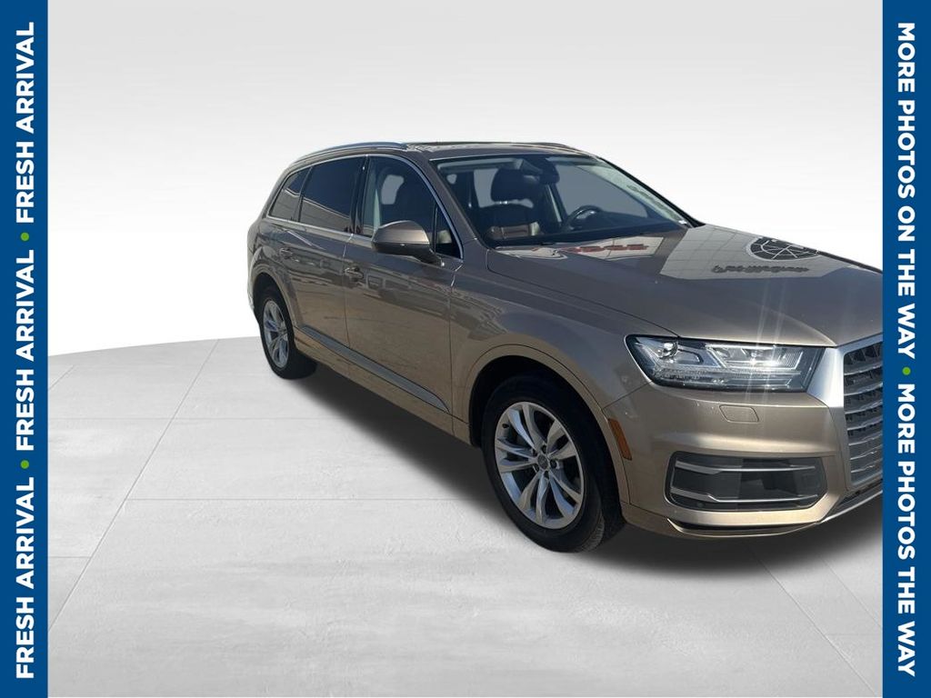 Brown (Beige Metallic) 2018 Audi Q7 SUV / Crossover 8-Speed Automatic